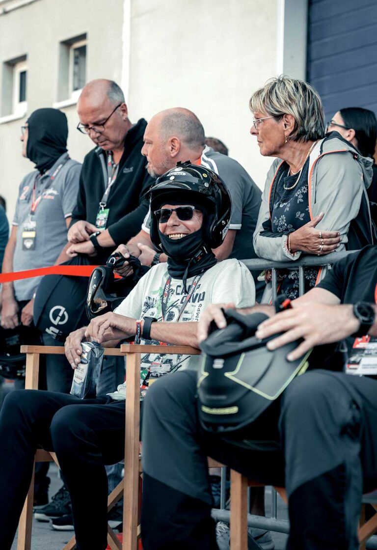 Racepool99 Boxengasse
