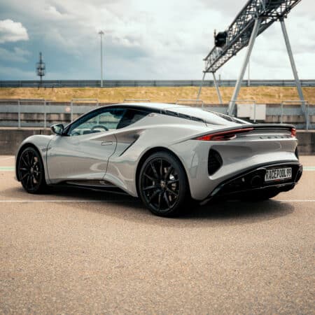 Loutos Emira V6