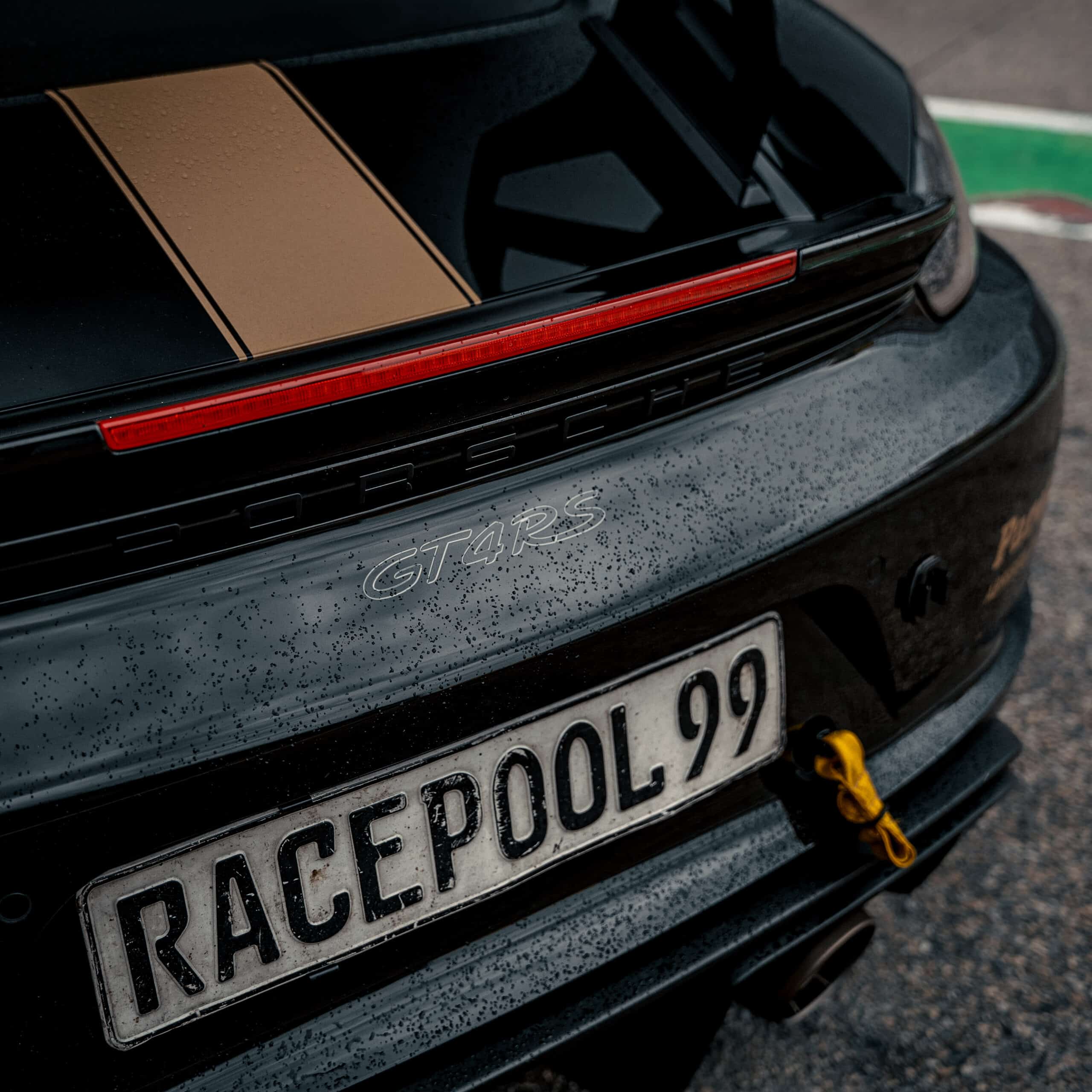 Porsche GT4-RS
