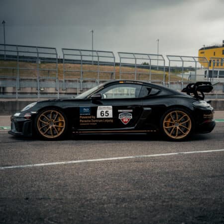 Porsche GT4-RS