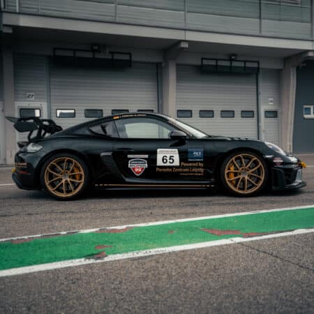 Porsche GT4-RS