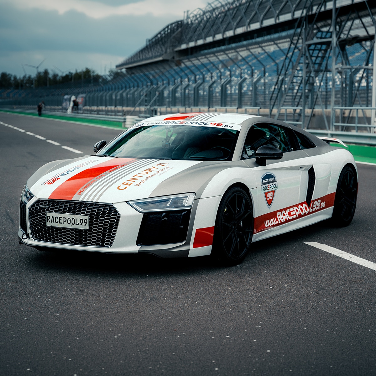 Audi R8 V10
